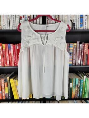 LC Lauren Conrad Ivory Floral Sleeveless Top Sheer Keyhole Neckline XL